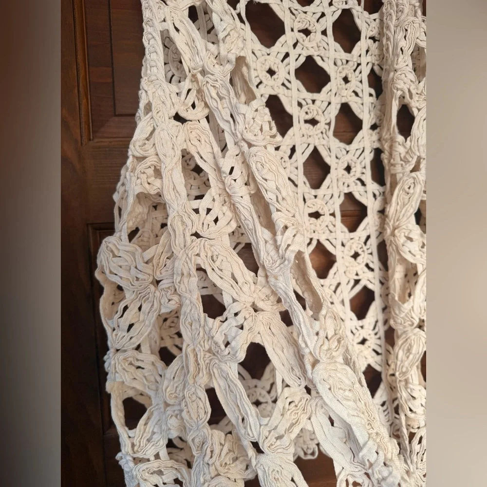 Cato Crochet Open Knit Vest in Cream - Picture 2 of 3